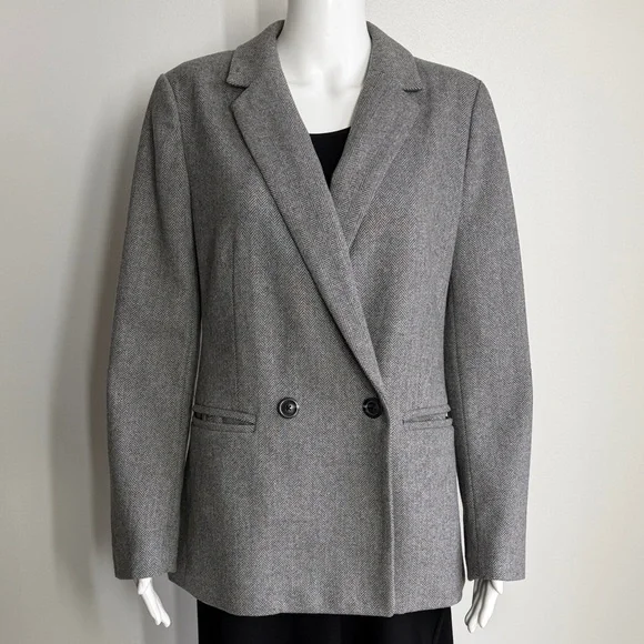 GAP Gray Blazer - Picture 2 of 9